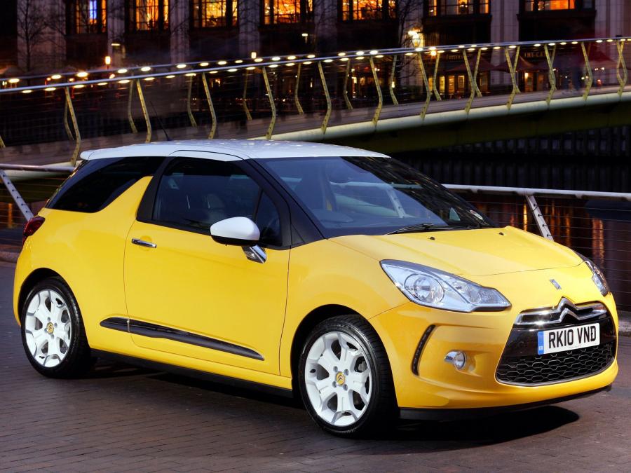  Citroen DS3 2009 года  (UK) (фото 5 из 16)
